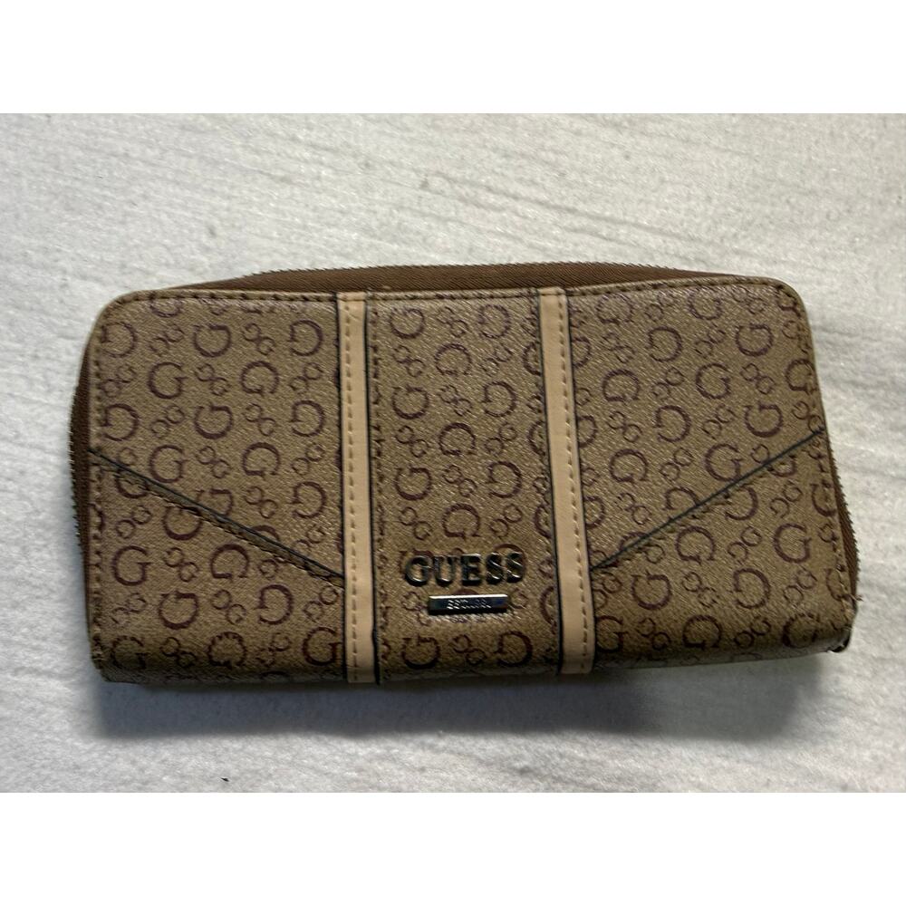 GUESS Signature Monogram Zip-Around Wallet (Tan / Brown)